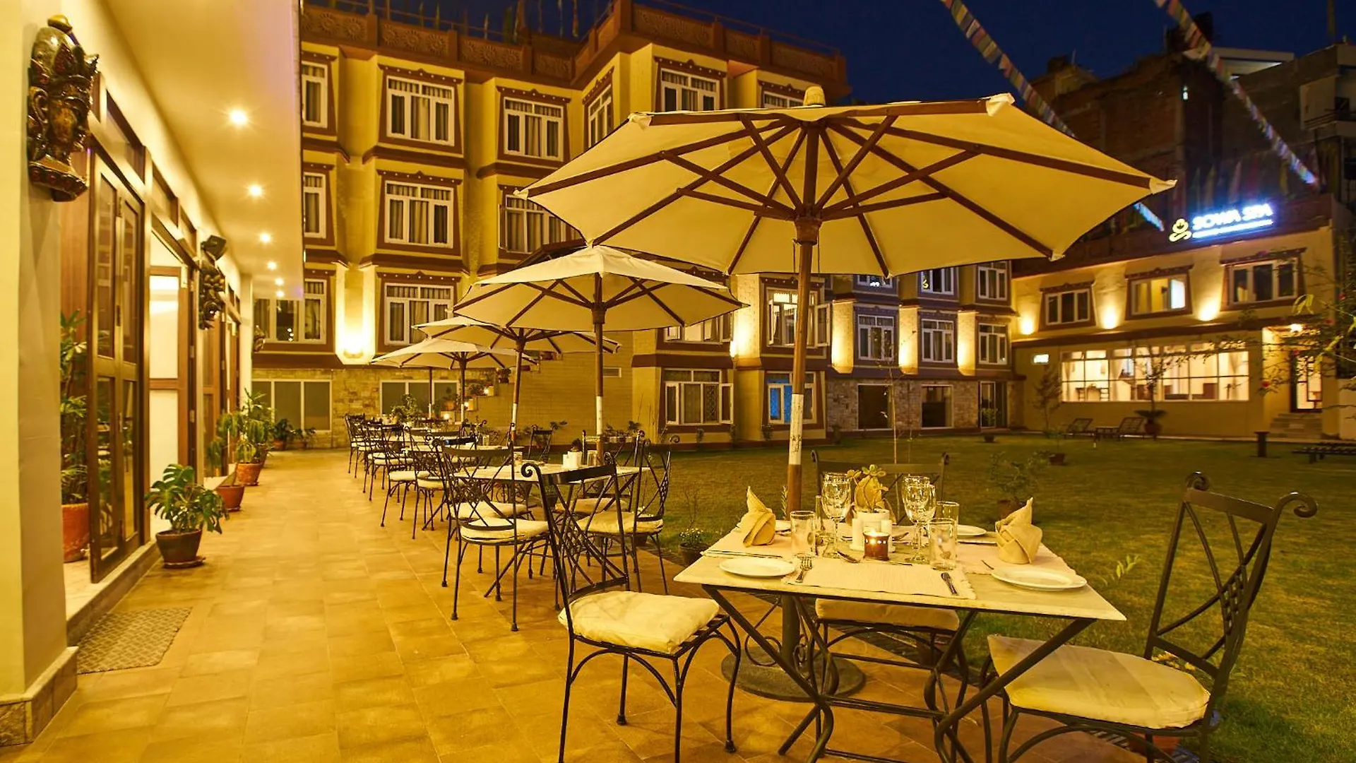 Shambaling Boutique Hotel Kathmandu 4*,